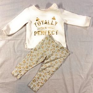 carters outfit for baby 12M